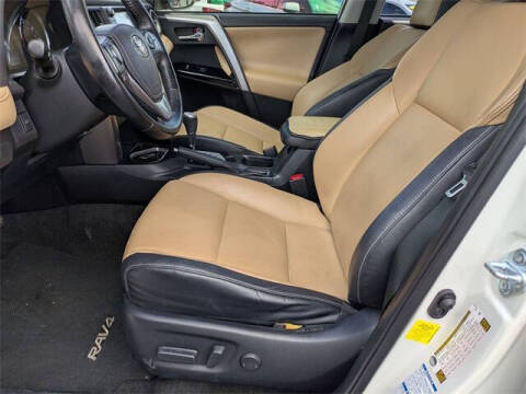 2017 Toyota RAV4 Hybrid Limited