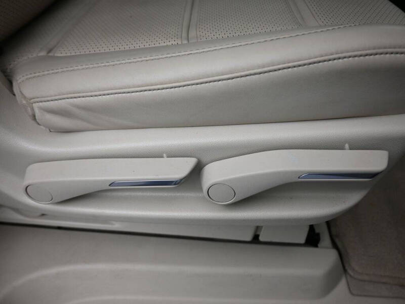 2023 Cadillac Escalade ESV Sport Platinum