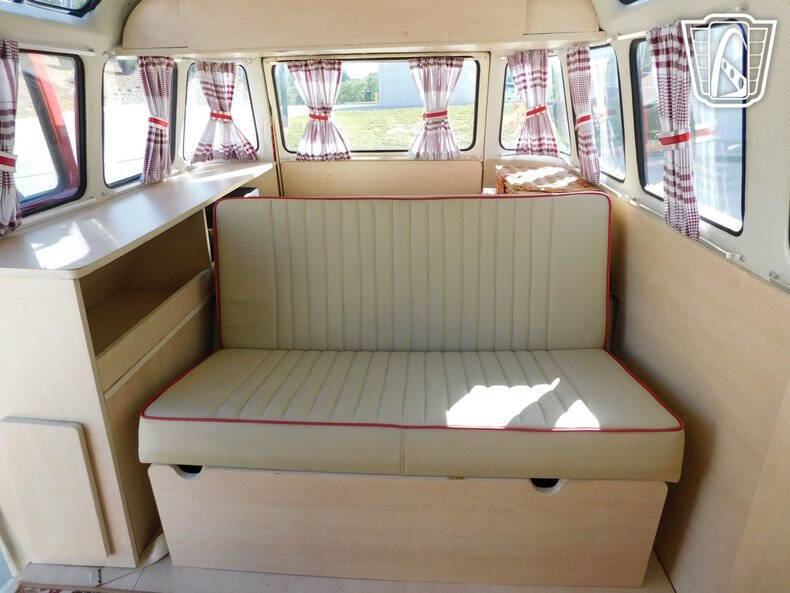 1975 Volkswagen Type 2