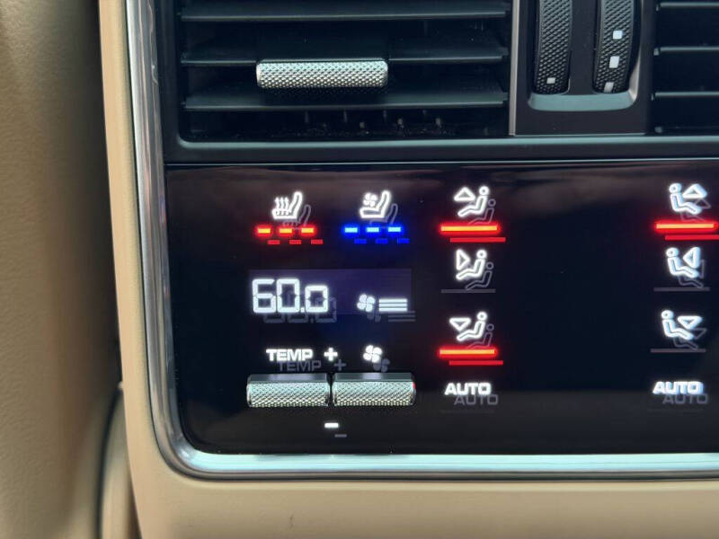 2022 Porsche Cayenne Turbo