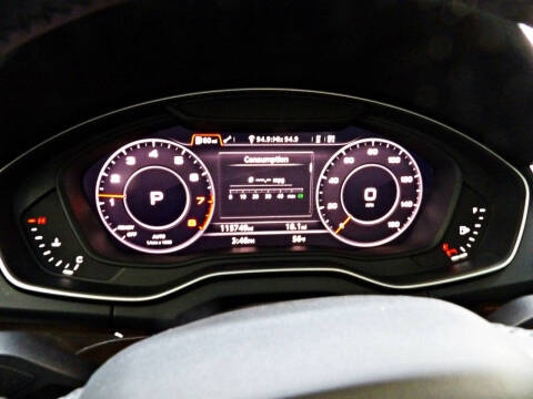 2020 Audi Q5 quattro Premium Plus 45 TFSI