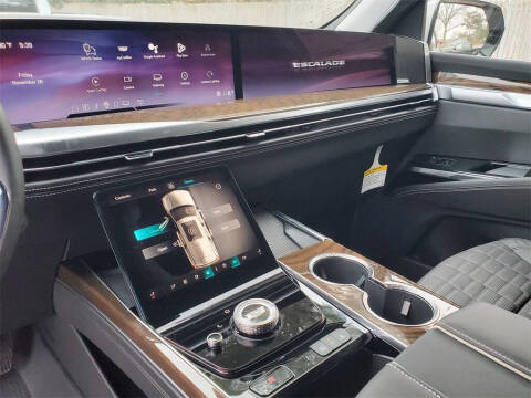 2026 Cadillac Escalade Platinum Sport