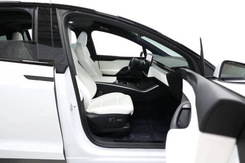 2022 Tesla Model X Plaid