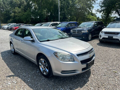2009 Chevrolet Malibu for sale at Lake Auto Sales in Hartville OH