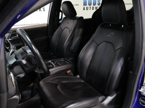 2020 Chrysler Pacifica Touring L