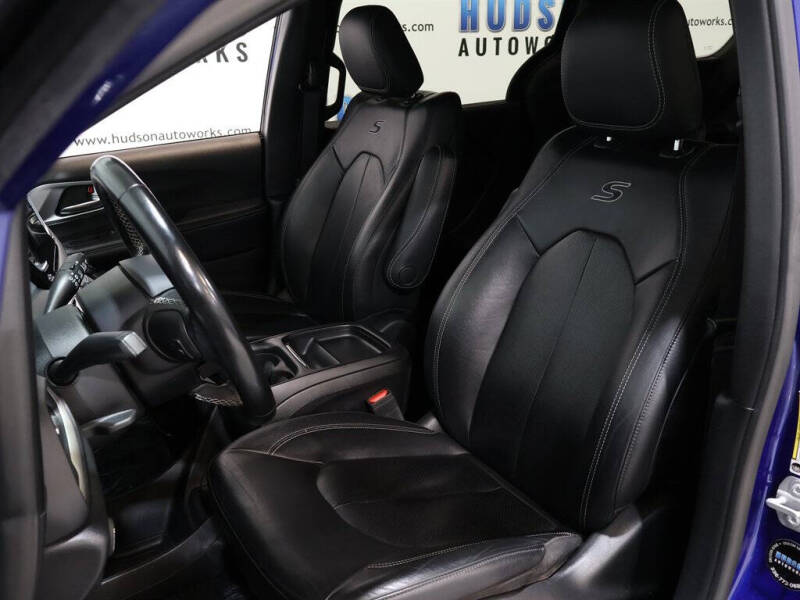 2020 Chrysler Pacifica Touring L