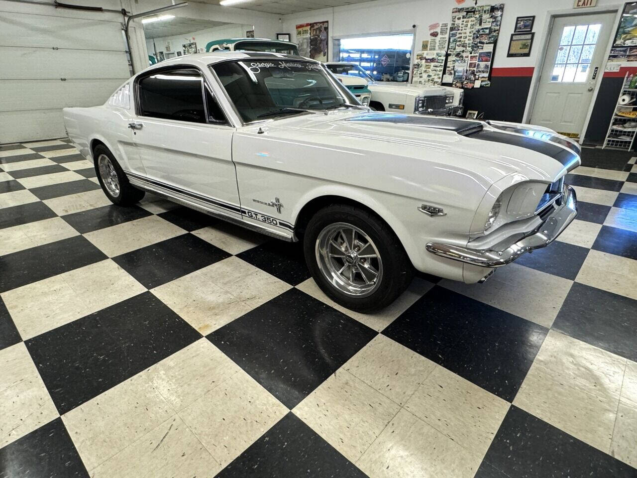 1965 Ford Mustang 7