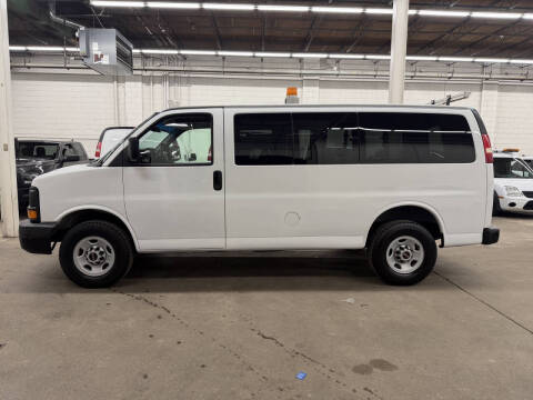 2009 GMC Savana LS 3500