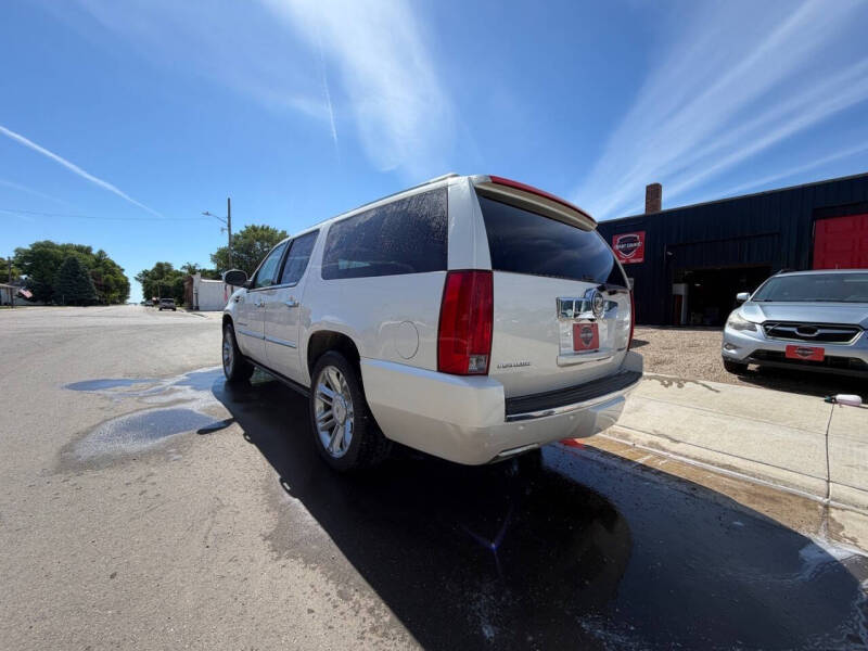 2013 Cadillac Escalade ESV Platinum Edition
