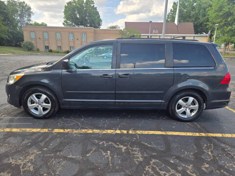 2011 Volkswagen Routan SEL