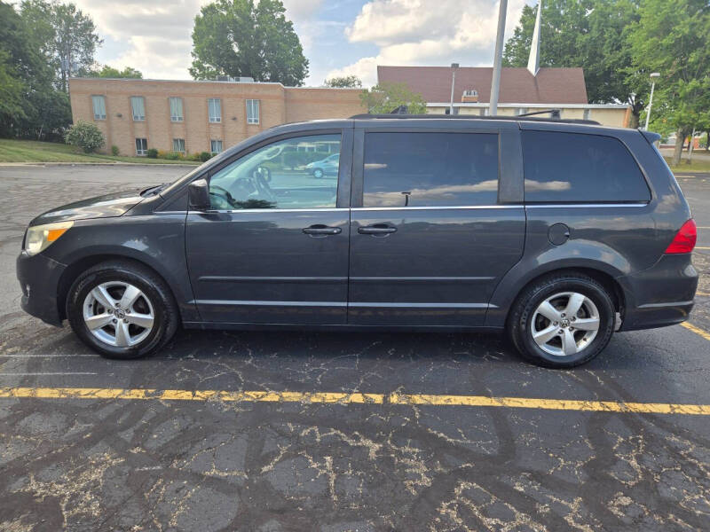 2011 Volkswagen Routan SEL