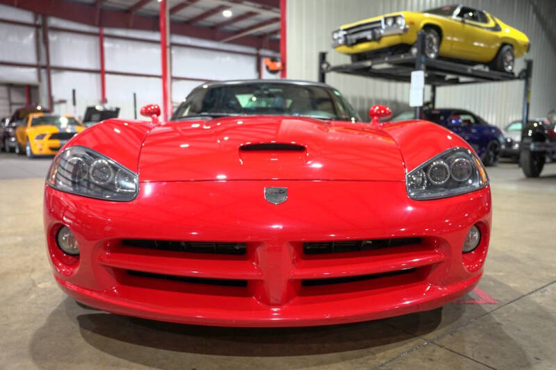 2004 Dodge Viper SRT-10