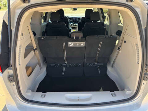 2020 Chrysler Pacifica Touring L Plus