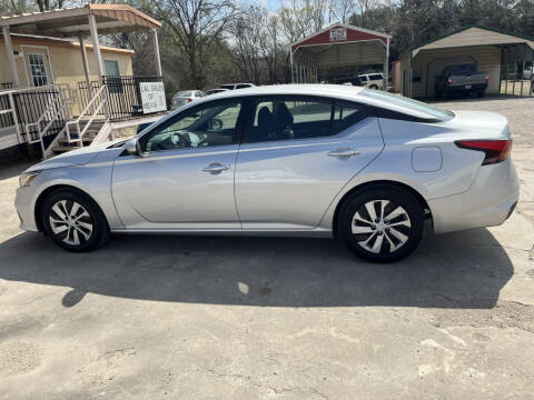 2020 Nissan Altima for sale at R and L Sales of Corsicana in Corsicana TX