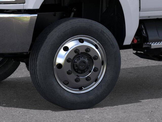 2025 Chevrolet Silverado 6500HD