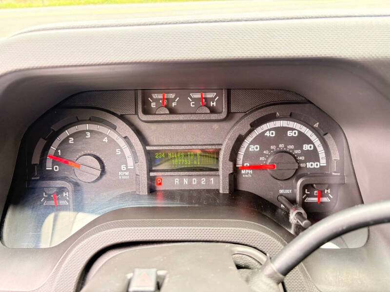 2014 Ford E-Series E-350 SD XLT