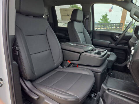 2025 GMC Sierra 2500HD Pro