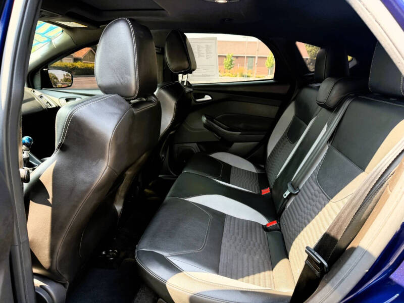 2017 Ford Focus ST
