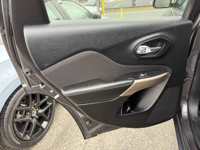 2017 Jeep Cherokee Latitude