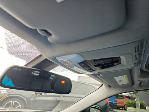 2012 BMW 3 Series 328i