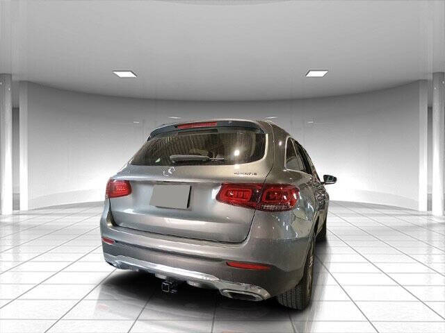 2020 Mercedes-Benz GLC 16