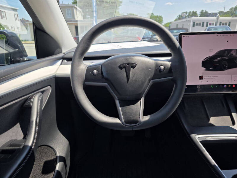 2024 Tesla Model Y Long Range