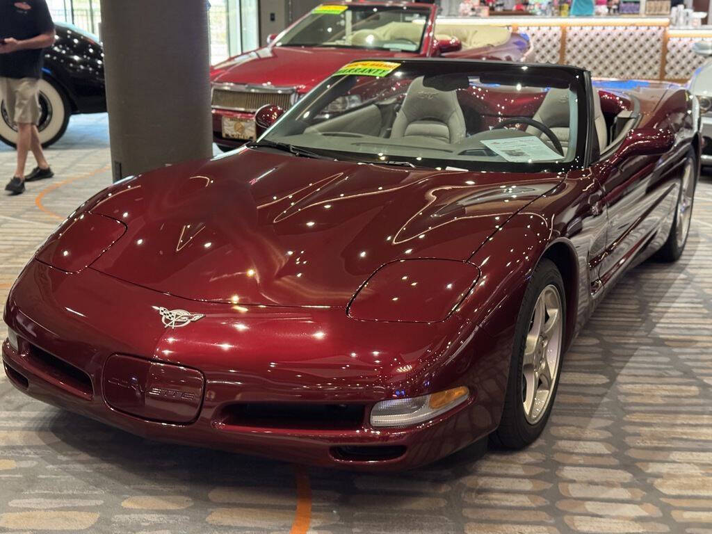 2003 Chevrolet Corvette 2
