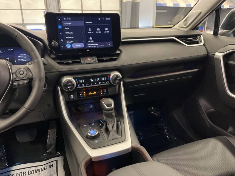 2023 Toyota RAV4 Hybrid Limited