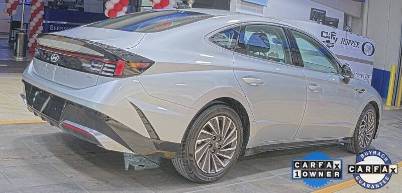 2025 Hyundai Sonata Hybrid SEL