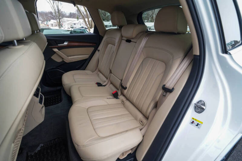 2022 Audi Q5 quattro S line Prem Plus 45 TFSI