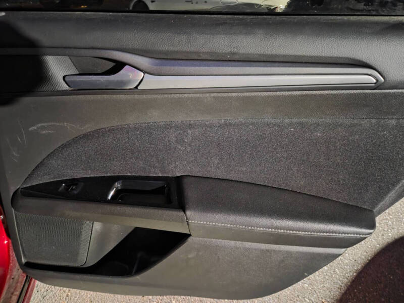 2016 Ford Fusion Hybrid SE