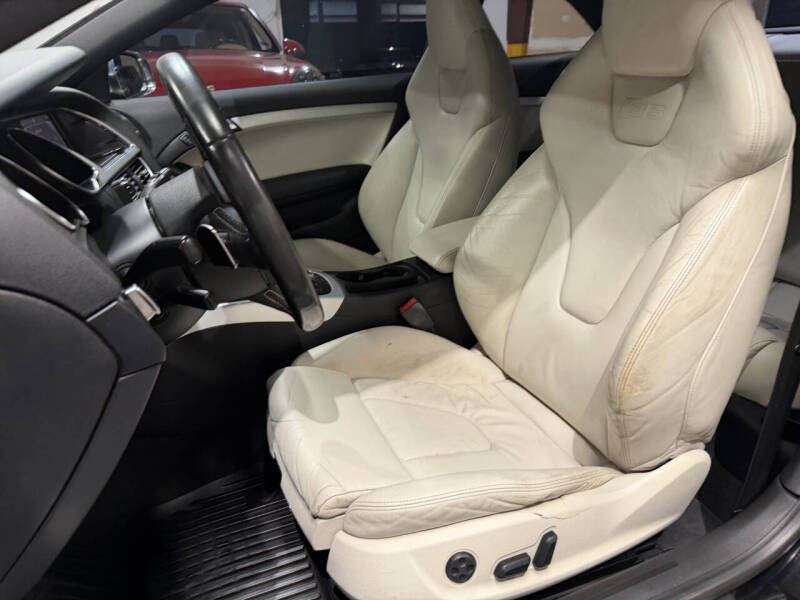 2011 Audi S5 4.2 quattro Premium Plus