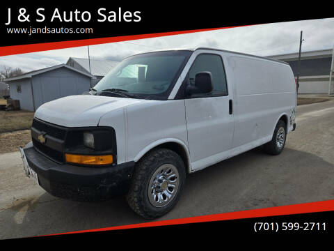 2013 Chevrolet Express for sale at J & S Auto Sales in Thompson ND