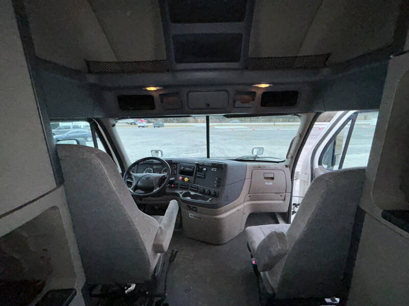 2016 Freightliner Cascadia