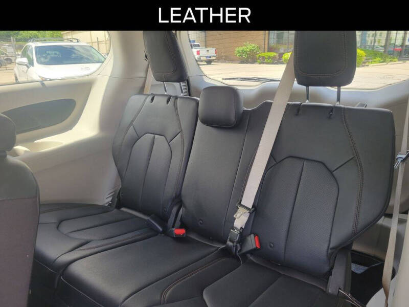2019 Chrysler Pacifica Touring L