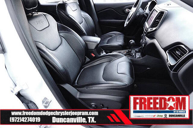 2023 Jeep Cherokee Altitude Lux