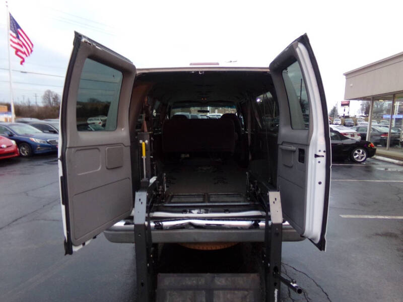 2001 Ford E-Series E-350 SD XL