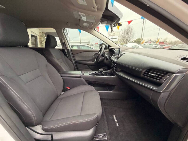 2023 Nissan Rogue S