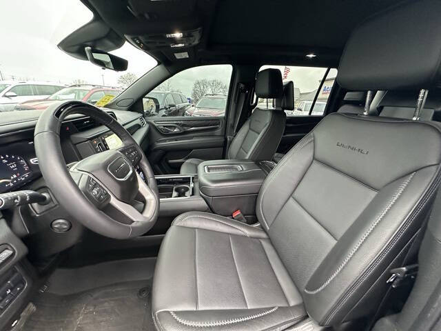 2023 GMC Yukon XL Denali