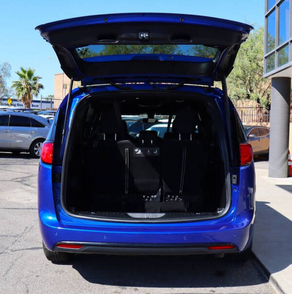 2020 Chrysler Pacifica Touring