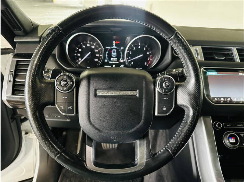 2017 Land Rover Range Rover Sport Supercharged photo 37