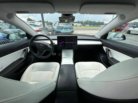 2020 Tesla Model 3 Performance