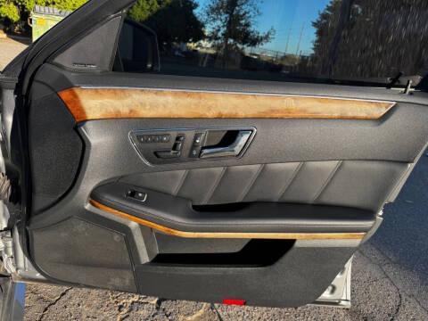 2011 Mercedes-Benz E-Class E 550 Sport