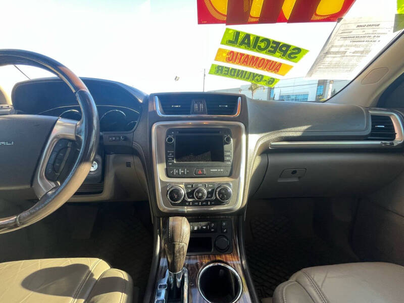 2013 GMC Acadia Denali