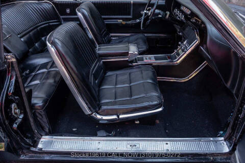 1966 Ford Thunderbird