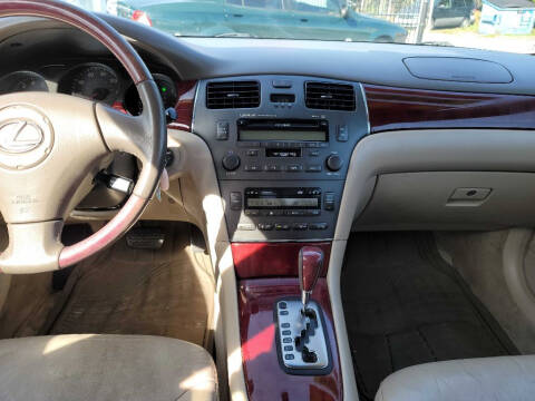 2002 Lexus ES 300