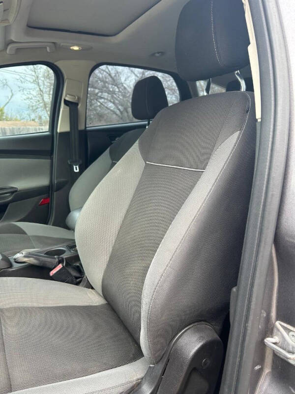 2012 Ford Focus SE