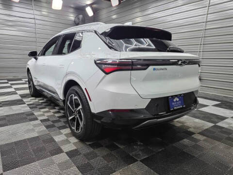 2024 Chevrolet Equinox EV LT