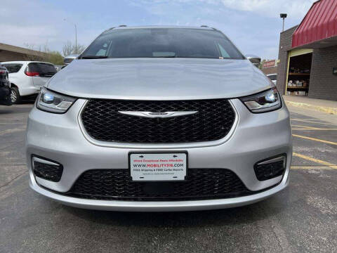 2024 Chrysler Pacifica Pinnacle