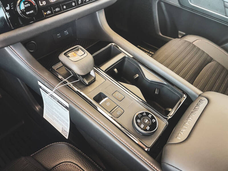 2025 Nissan Pathfinder Rock Creek